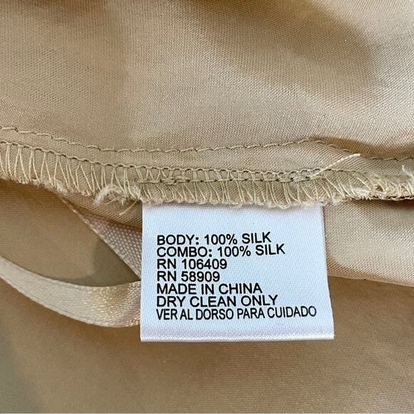 Antonio Melani Gold Silk Tiered Flutter Sleeve Blouse Size S - Picture 5 of 5